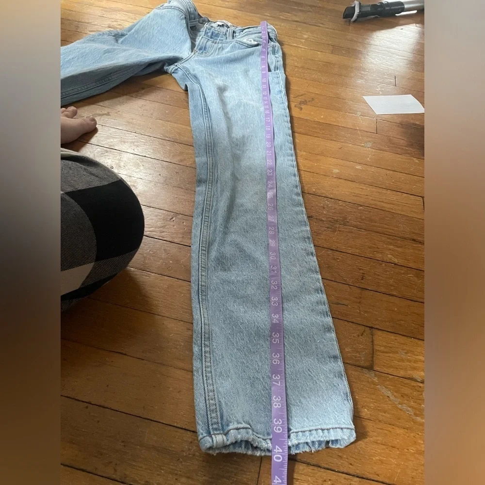 Abercrombie & Fitch the 90s Straight Mid Rise Jeans Light Wash Size 0L